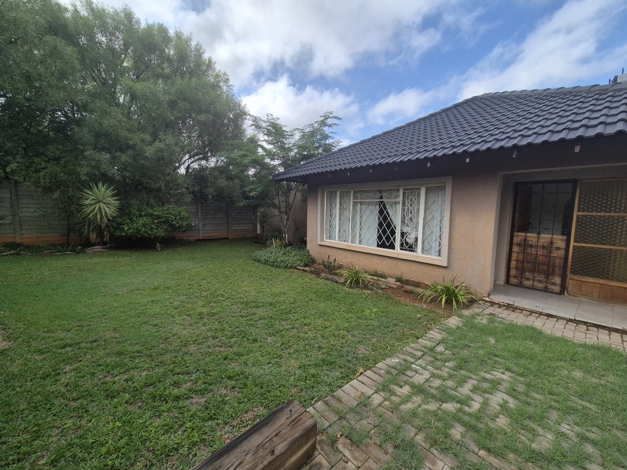 2 Bedroom Property for Sale in Wilkoppies North West
